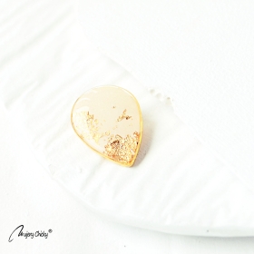 Brosa Siaja Picatura Crem Auriu